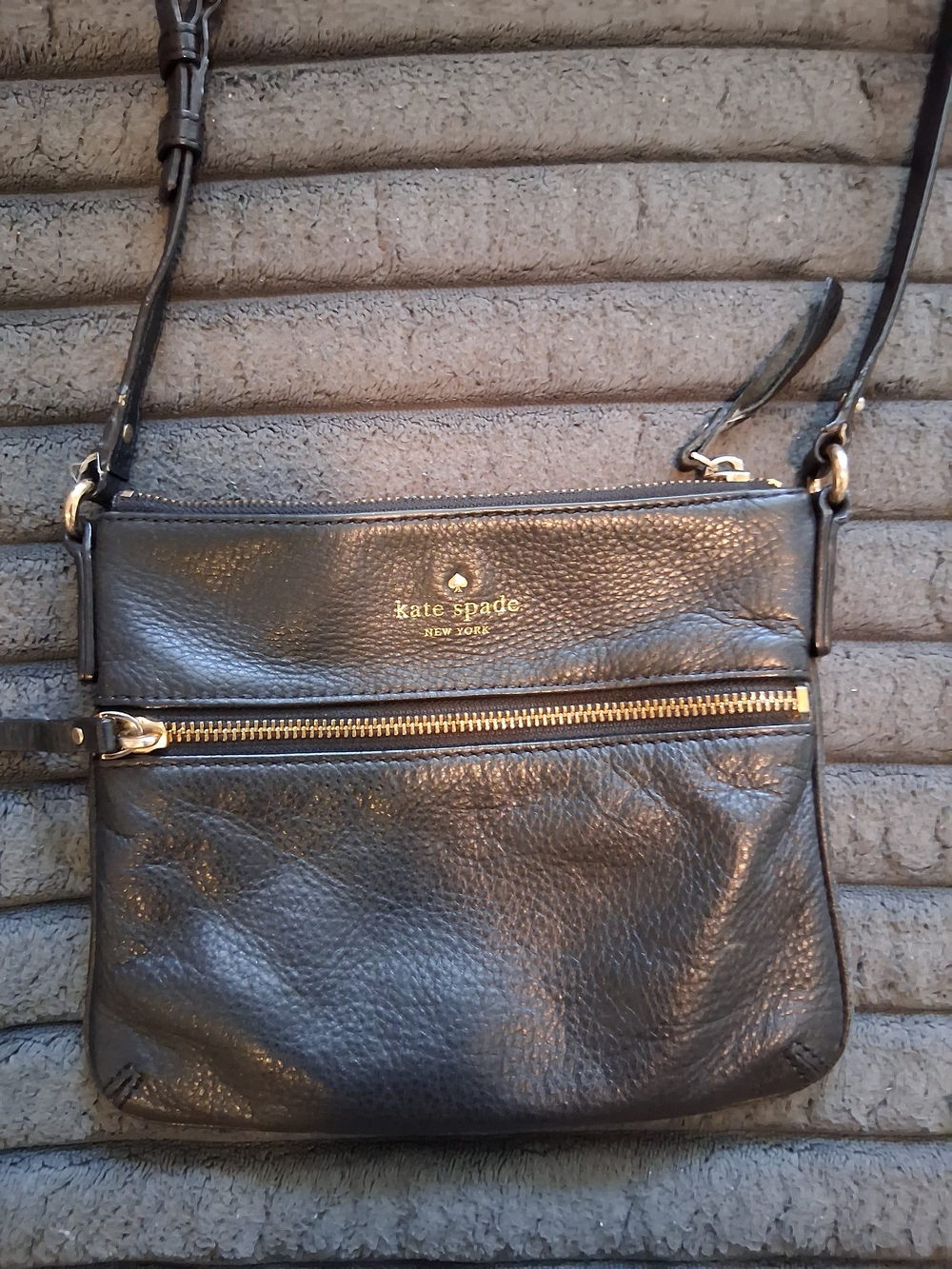 kate spade Black Pebbled Leather Gold-Zip Crossbody